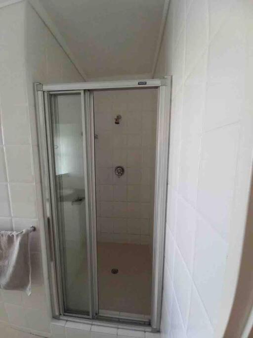 Waterfront - 1 South Quay Lovely Two Bed On Water 克尼斯纳 外观 照片