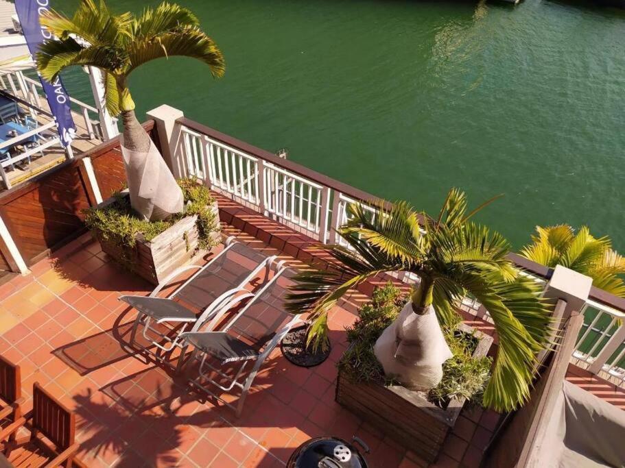 Waterfront - 1 South Quay Lovely Two Bed On Water 克尼斯纳 外观 照片