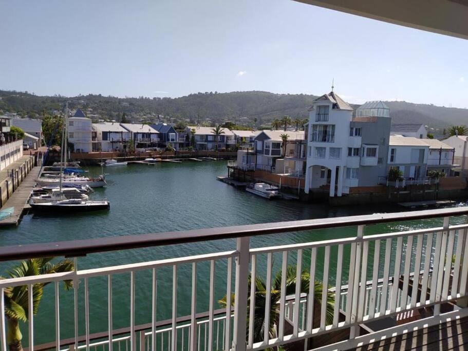 Waterfront - 1 South Quay Lovely Two Bed On Water 克尼斯纳 外观 照片